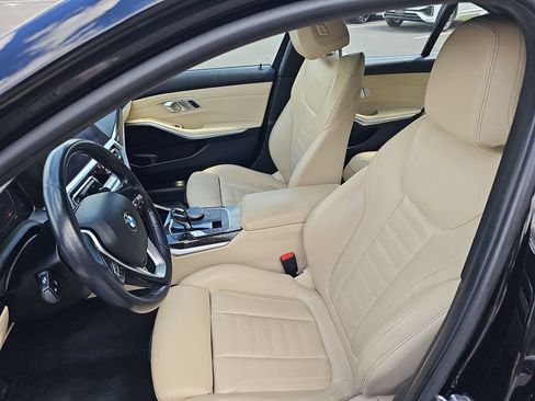 Used 2020 BMW 330i xDrive Sedan w/ Premium Package AWD/4WD image 10
