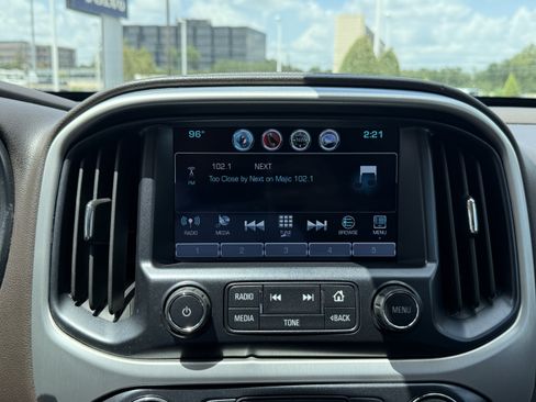 Used 2017 GMC Canyon SLT w/ Driver Alert Package AWD/4WD image 21