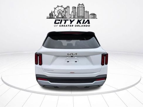 New 2026 Kia Sorento LX FWD image 5
