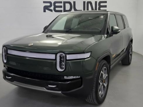 Used 2024 Rivian R1S Adventure AWD/4WD image 2