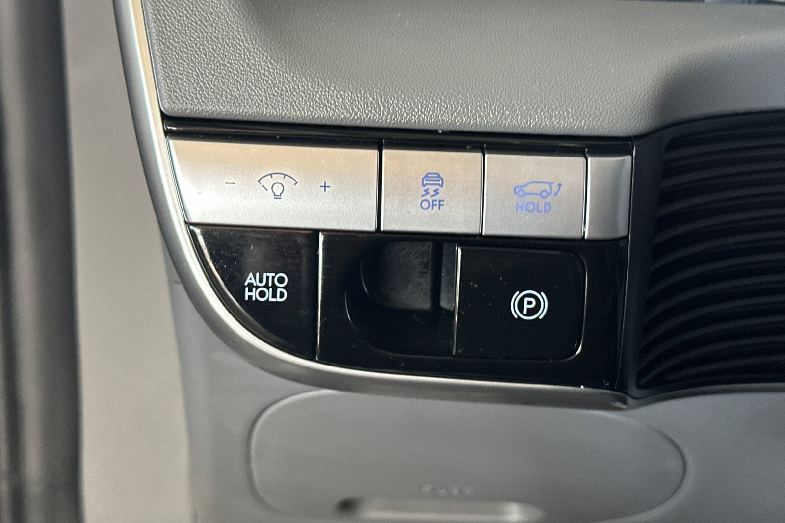 Used 2024 Hyundai Ioniq 5 SEL RWD image 31