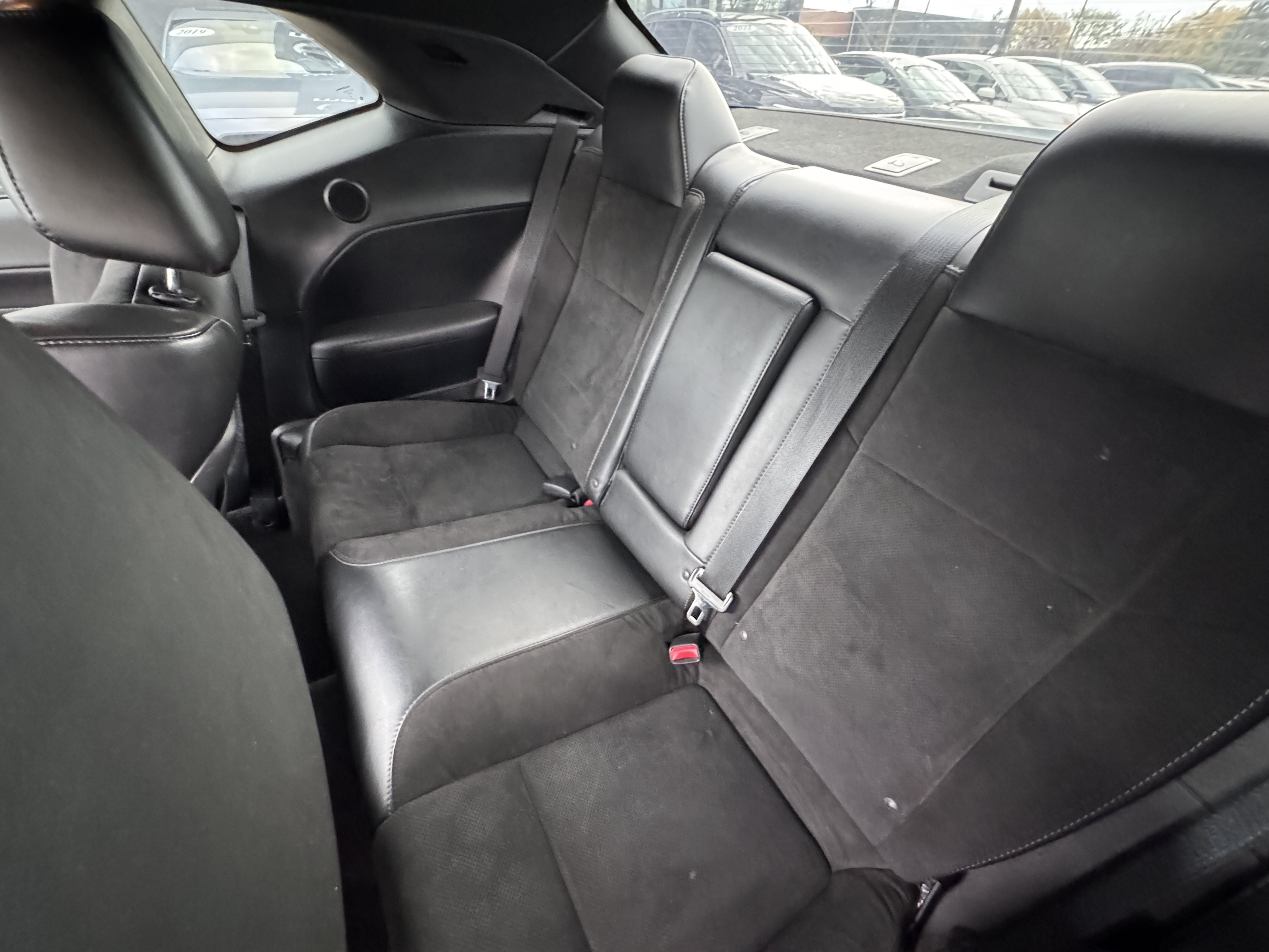 Used 2018 Dodge Challenger R/T Scat Pack w/ Leather Interior Group RWD image 7
