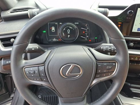 Used 2024 Lexus UX 250h AWD w/ Premium Package image 20