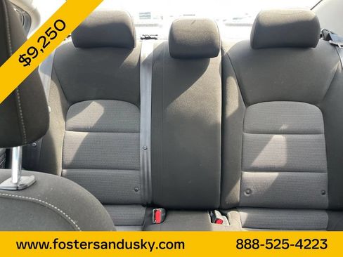 Used 2017 Kia Forte LX FWD image 12