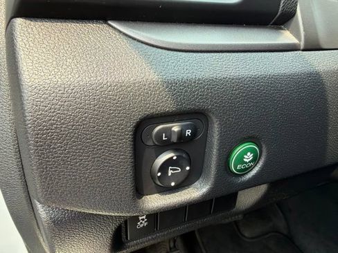 Used 2018 Honda Pilot EX image 12