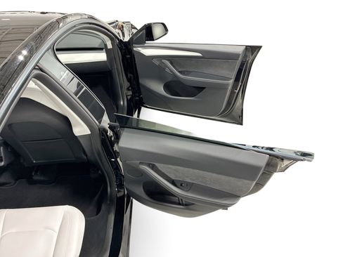 Certified 2023 Tesla Model Y Performance AWD/4WD image 12