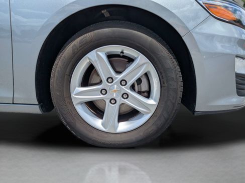 Used 2024 Chevrolet Malibu LT FWD image 31