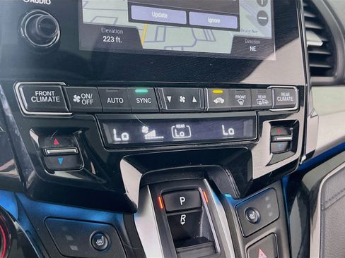 Used 2023 Honda Odyssey Touring image 16
