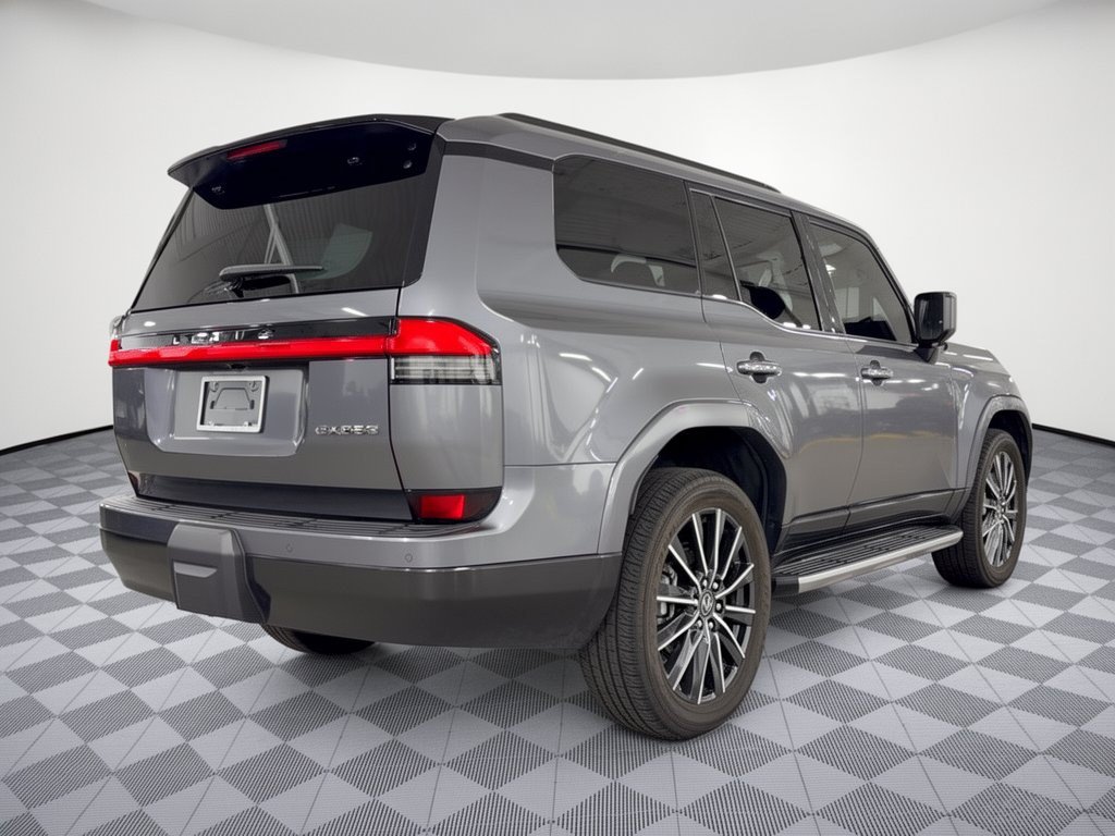 Used 2024 Lexus GX 550 w/ Accessory Package (Z1) AWD/4WD image 9