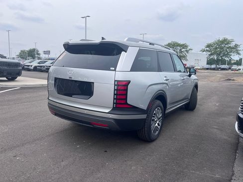 Used 2026 Hyundai Palisade SEL FWD image 3