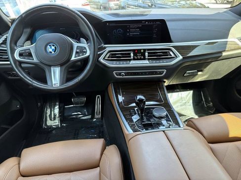 Used 2023 BMW X5 xDrive45e w/ M Sport Package AWD/4WD image 16