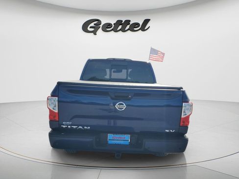 Used 2021 Nissan Titan SV w/ SV Convenience Package image 5