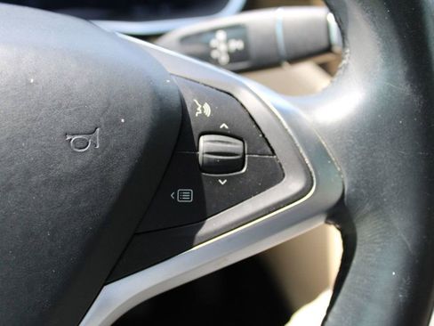 Used 2015 Tesla Model S 70D AWD/4WD image 22