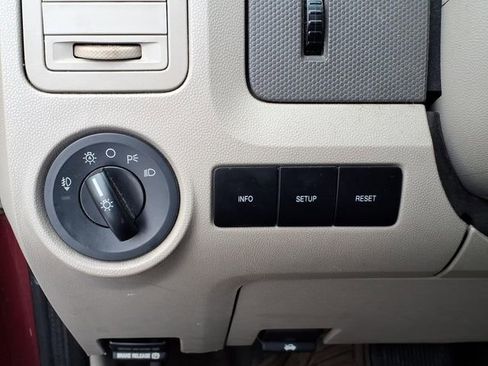 Used 2008 Ford Escape XLT FWD image 13