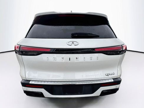 Used 2023 INFINITI QX60 Luxe w/ Cargo Package FWD image 3