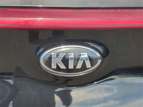 Used 2021 Kia Sportage LX image 14