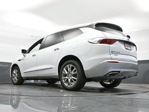 Used 2023 Buick Enclave Essence w/ Experience Buick Package AWD/4WD image 46