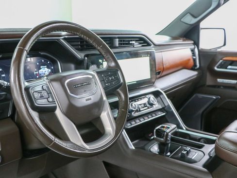 Used 2022 GMC Sierra 1500 Denali w/ Denali Reserve Package AWD/4WD image 27