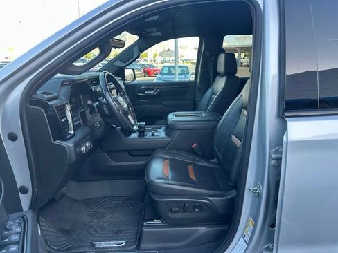 Used 2022 GMC Sierra 1500 AT4 w/ AT4 Premium Package AWD/4WD image 2