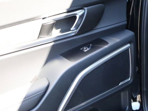 New 2025 Kia Telluride EX w/ EX Captain's Chair Package image 21