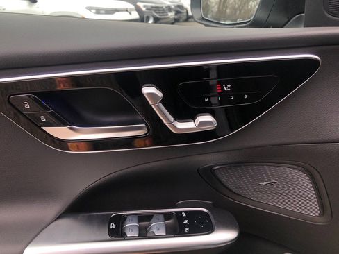 New 2026 Mercedes-Benz C 300 4MATIC Sedan image 12
