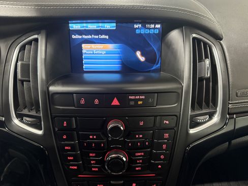 Used 2019 Buick Cascada Premium image 35