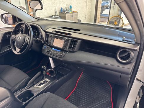 Used 2016 Toyota RAV4 XLE image 54