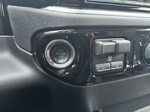 New 2026 Chevrolet Silverado 1500 LT Trail Boss w/ Convenience Package II image 18