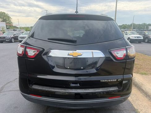 Used 2016 Chevrolet Traverse LT FWD image 6
