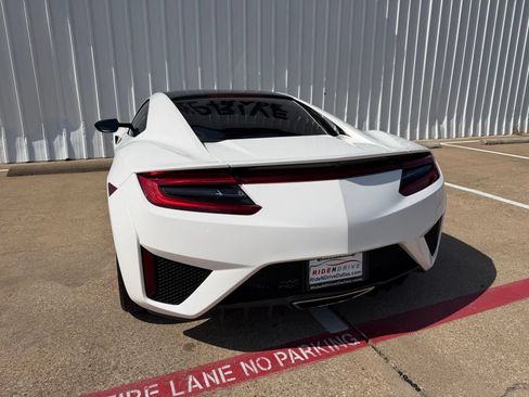 Used 2017 Acura NSX AWD/4WD image 5