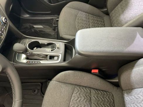 Used 2023 Chevrolet Equinox LT FWD image 44