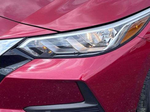 Used 2023 Nissan Sentra SV FWD image 13