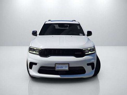 Used 2024 Dodge Durango GT RWD image 2