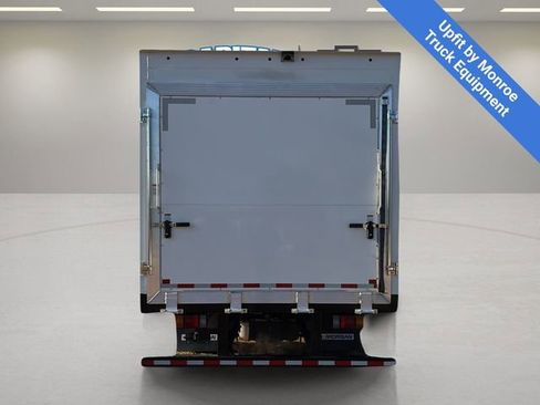 New 2025 Chevrolet Low Cab Forward 5500XG RWD image 4