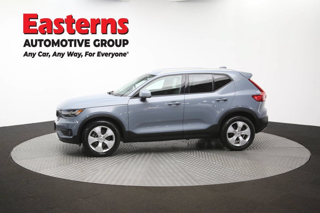 Used 2021 Volvo XC40 T4 Momentum FWD image 60