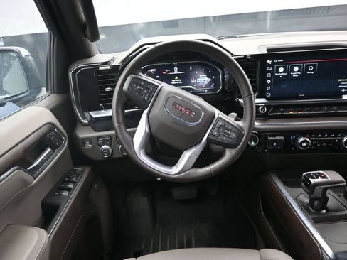 Used 2024 GMC Sierra 1500 SLT w/ SLT Premium Plus Package AWD/4WD image 30