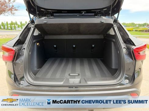 New 2026 Chevrolet Trax LT w/ Driver Confidence Package FWD image 23