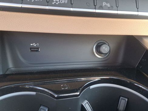 Used 2025 Audi A5 2.0T Premium Plus w/ Convenience Plus Package image 25