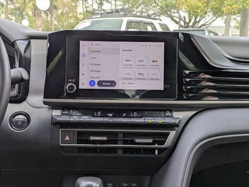 Certified 2025 Toyota Camry SE image 15