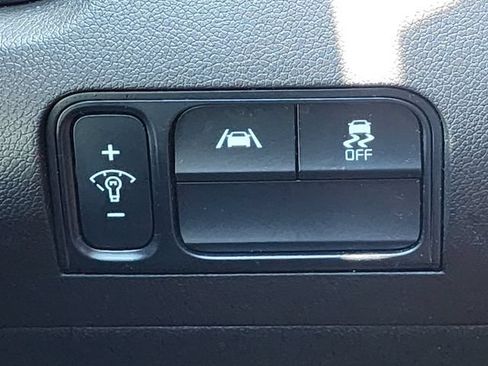 Certified 2023 Kia Sorento S w/ Panoramic Sunroof Package FWD image 36