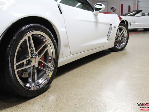 Used 2007 Chevrolet Corvette Z06 w/ Preferred Equipment Group RWD image 31