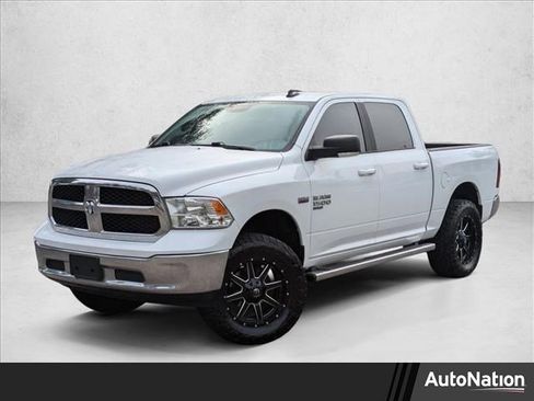Used 2020 RAM 1500 Classic SLT w/ Luxury Group image 1