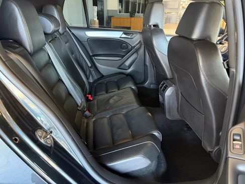 Used 2012 Volkswagen GTI 4-Door image 12