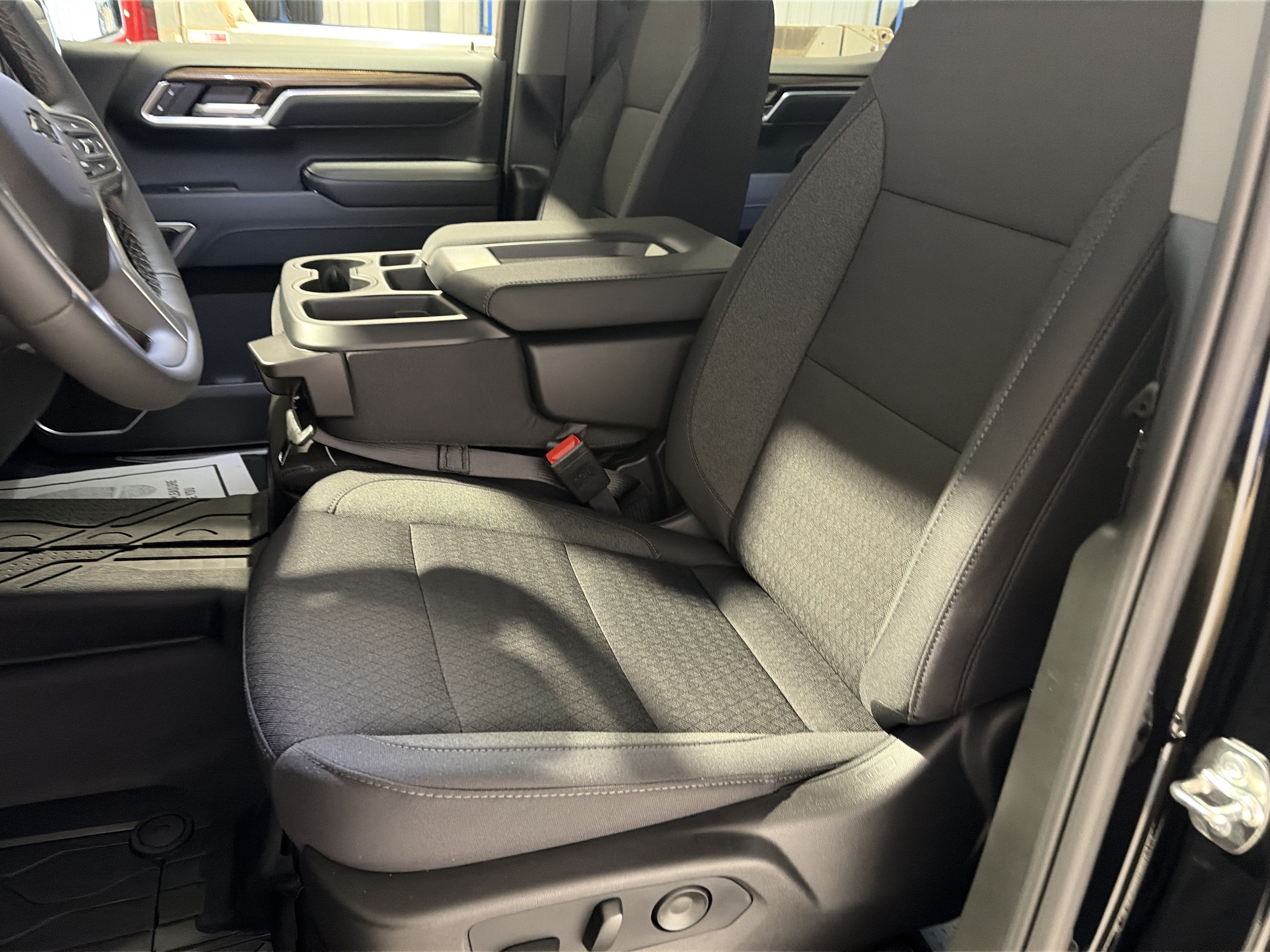 New 2026 Chevrolet Silverado 1500 RST w/ RST Select Package AWD/4WD image 9