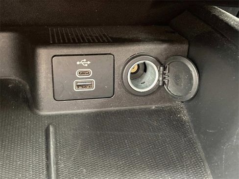 Used 2025 Ford Escape Active image 25