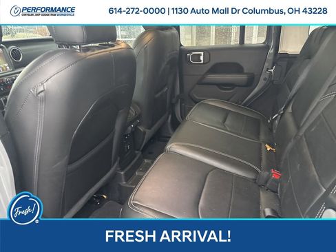 Used 2022 Jeep Wrangler Unlimited Sahara w/ Cold Weather Group image 14