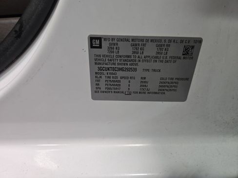 Used 2017 Chevrolet Silverado 1500 High Country image 56