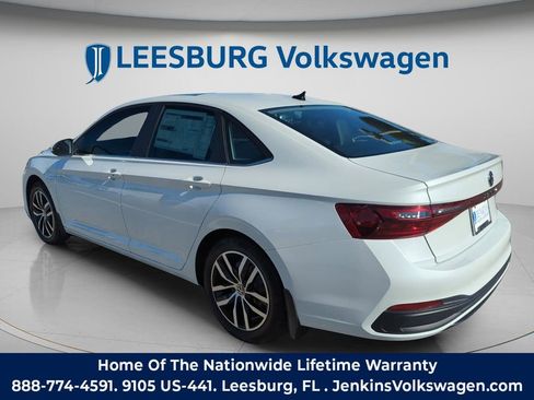 New 2026 Volkswagen Jetta SE image 9