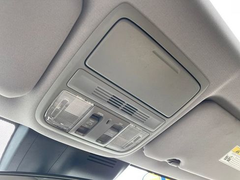 Used 2017 Honda CR-V EX image 32