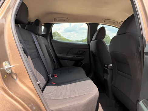Used 2025 Nissan Kicks S AWD/4WD image 19